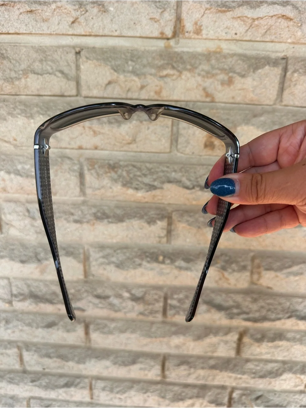 Coach Sunglasses with Case (Women’s)